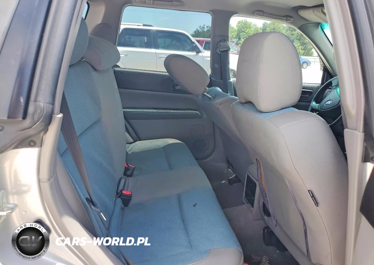 2005 Subaru Forester 2.5X VIN:JF1SG636X5H726082 - 11