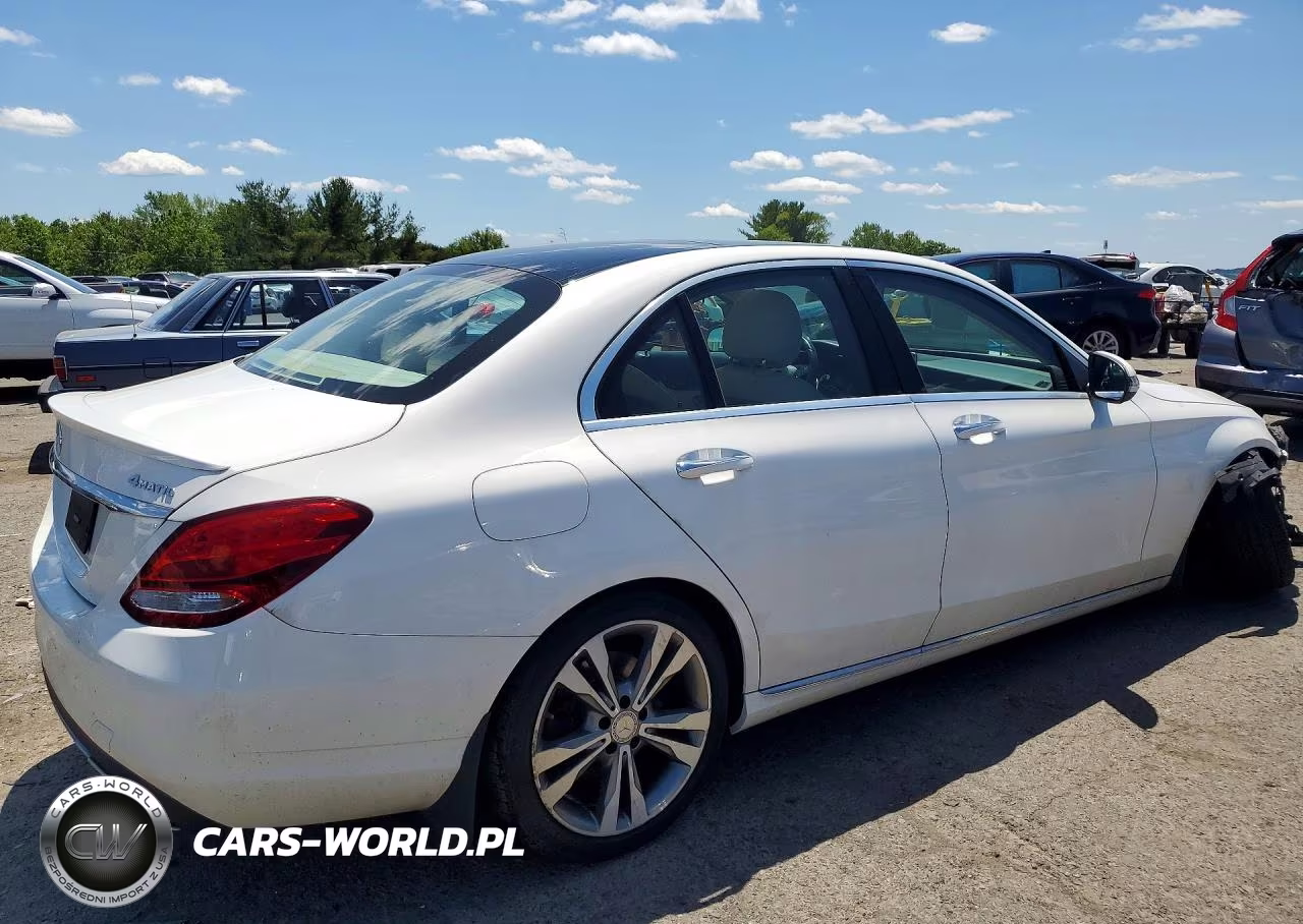 2017 Mercedes-Benz C 300 4Matic VIN:55SWF4KB0HU205120 - 3