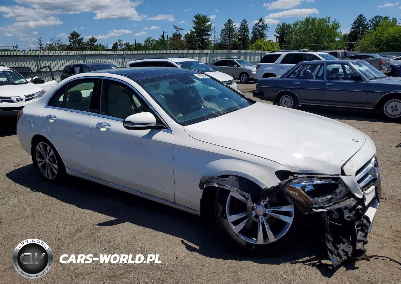 2017 Mercedes-Benz C 300 4Matic VIN:55SWF4KB0HU205120 - 4