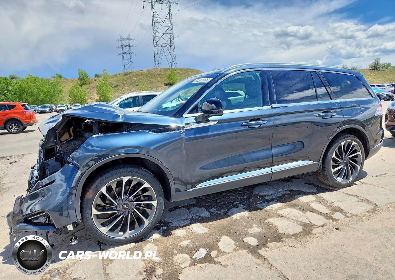 2022 Lincoln Aviator Reserve – zdjęcie 1 z 13