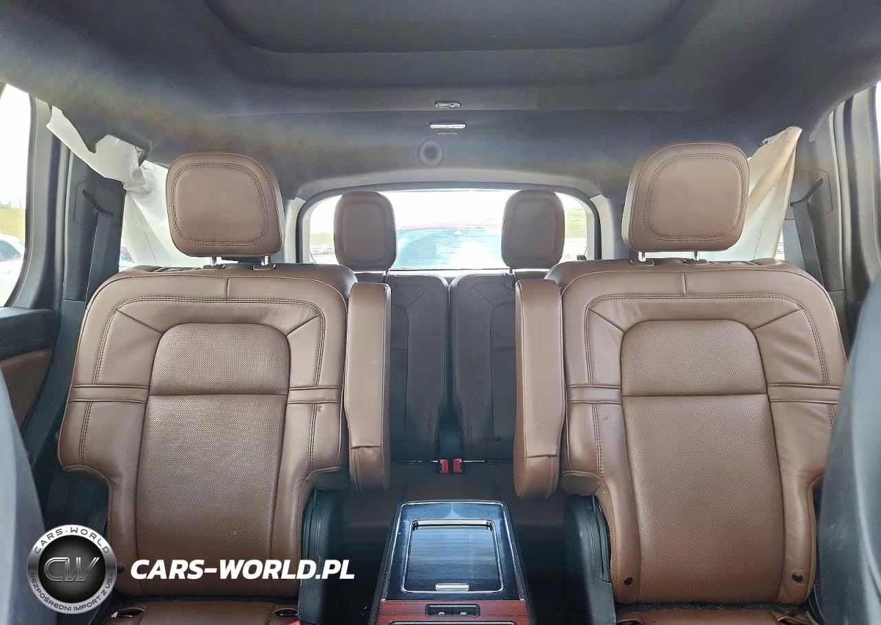 2022 Lincoln Aviator Reserve VIN:5LM5J7XC9NGL19044 - 10