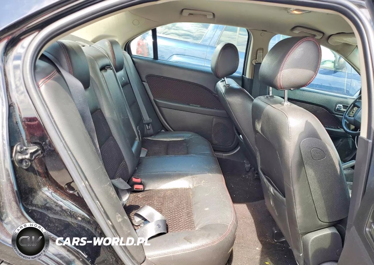 FORD FUSION SE VIN:3FAHP07ZX8R211811 - 10