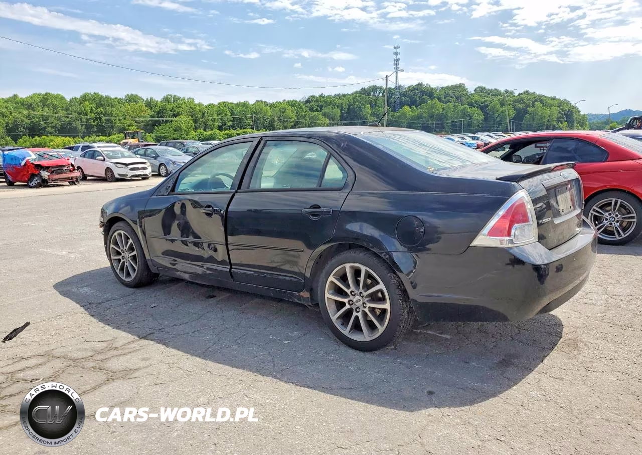 FORD FUSION SE VIN:3FAHP07ZX8R211811 - 2