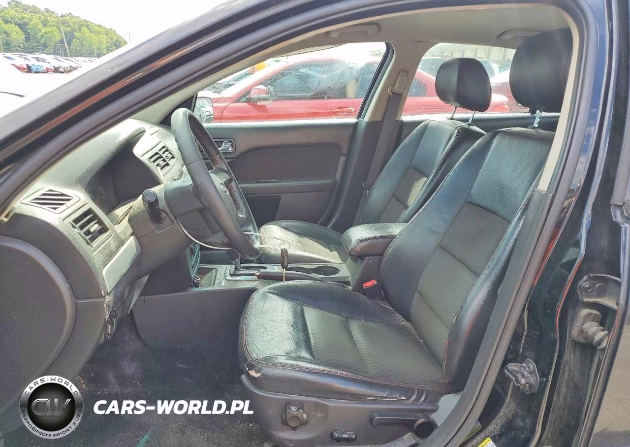 FORD FUSION SE VIN:3FAHP07ZX8R211811 - 7