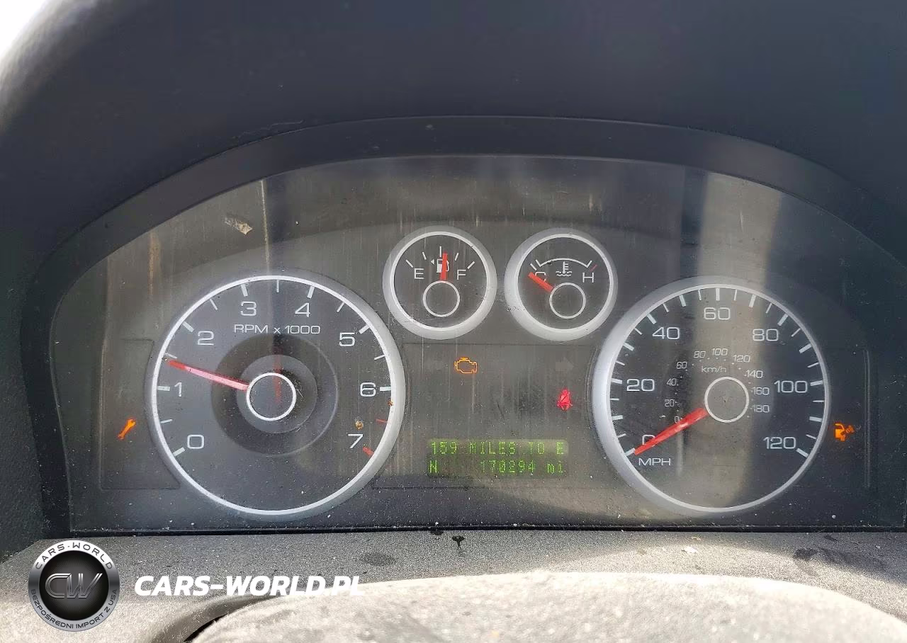 FORD FUSION SE VIN:3FAHP07ZX8R211811 - 9