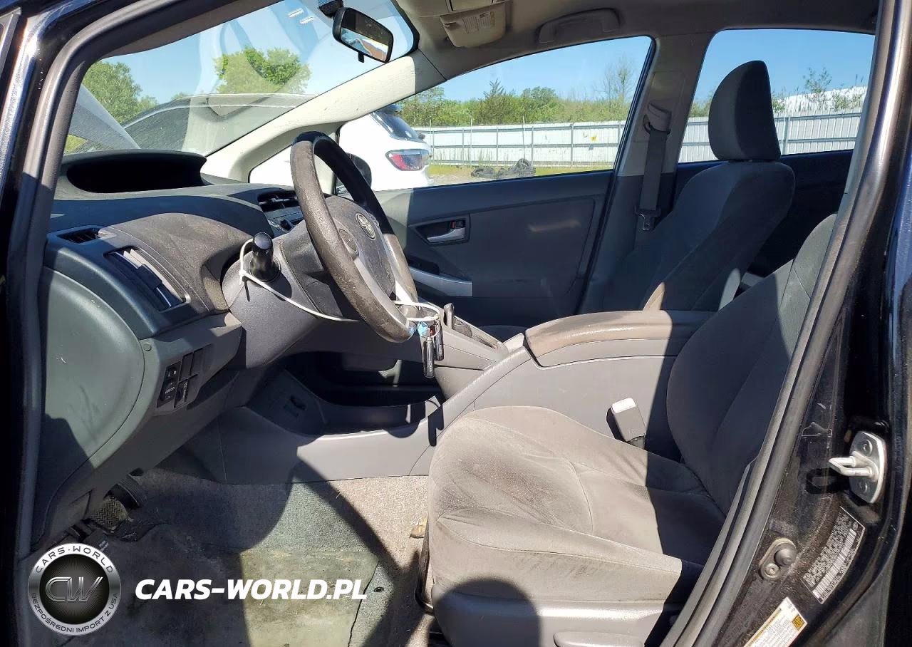 2011 Toyota Prius Two VIN:JTDKN3DU6B1360654 - 7