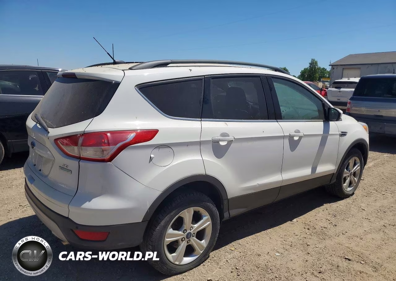 2015 Ford Escape Se VIN:1FMCU0GXXFUB36556 - 3