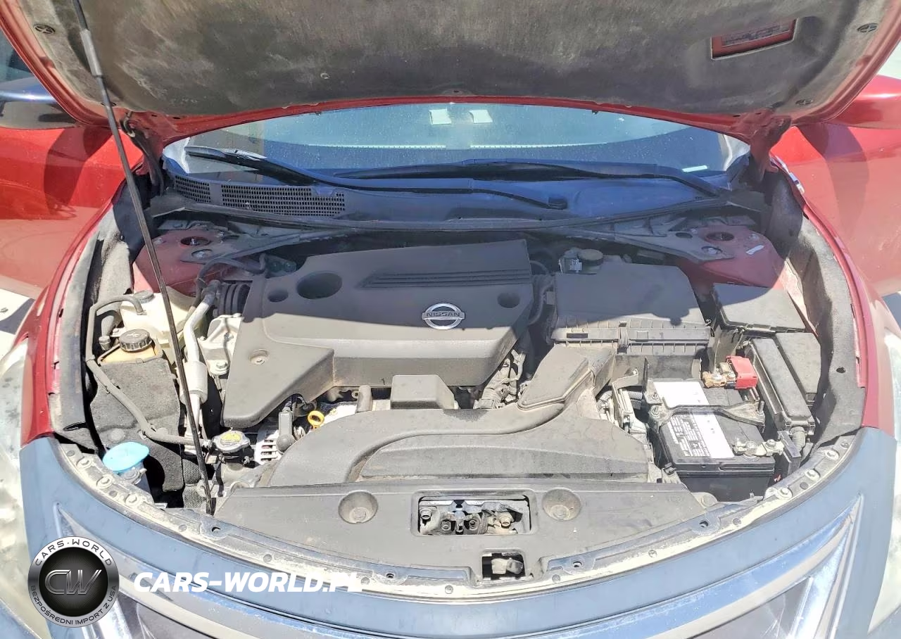 2015 Nissan Altima 2.5 S VIN:1N4AL3APXFN375615 - 11