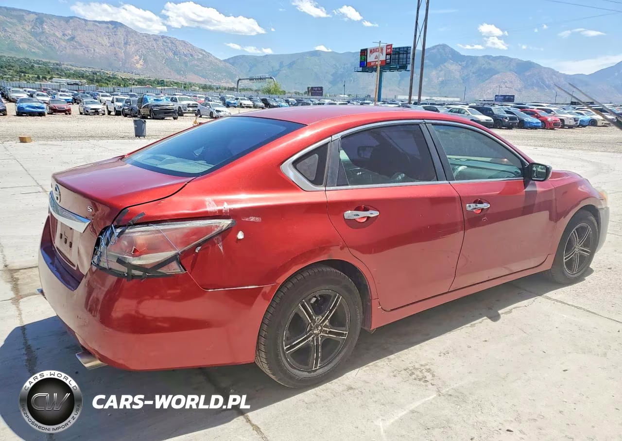 2015 Nissan Altima 2.5 S VIN:1N4AL3APXFN375615 - 3