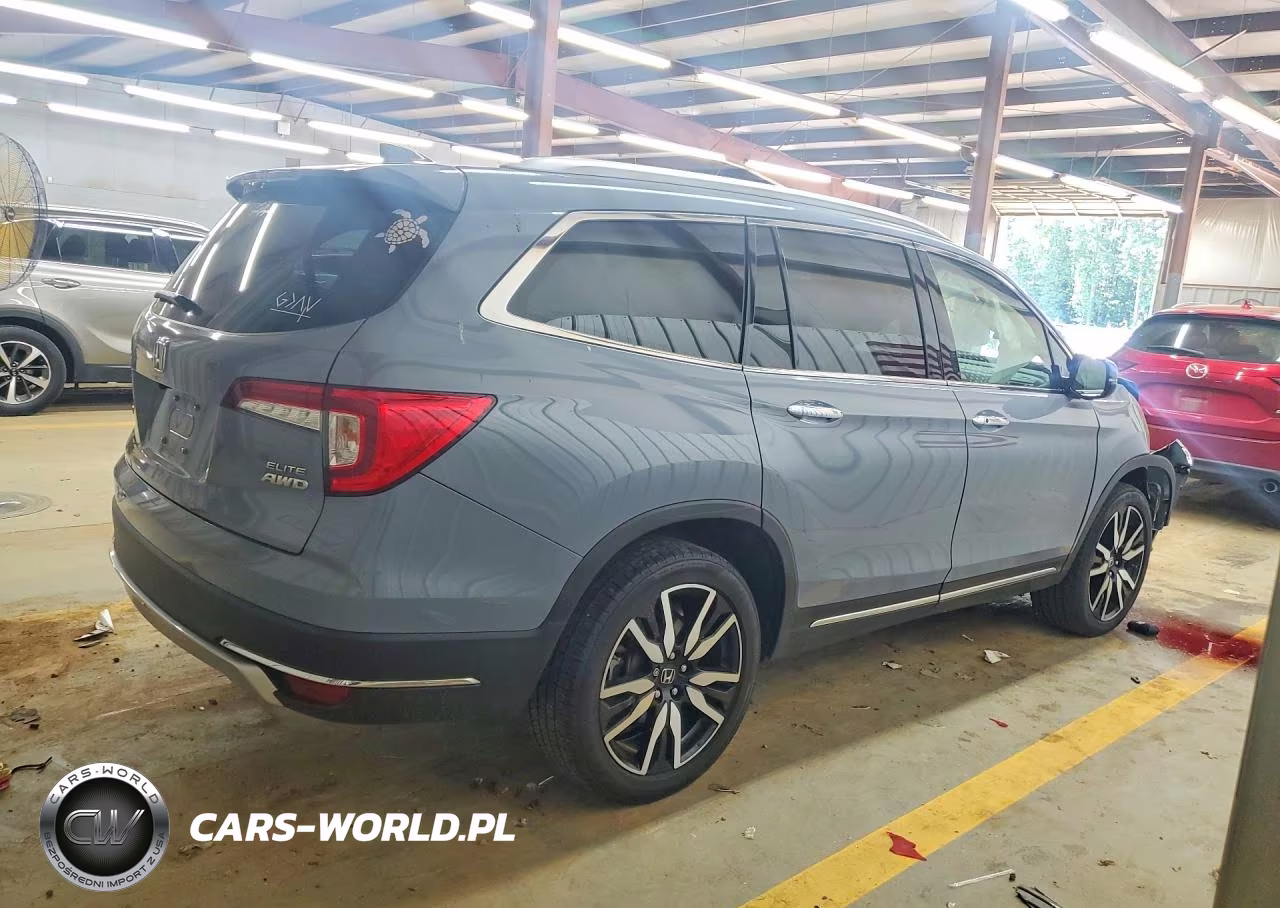 2022 Honda Pilot Elite VIN:5FNYF6H00NB028964 - 3