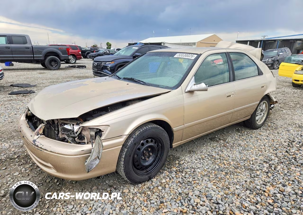 2000 Toyota Camry 4D 2Wd