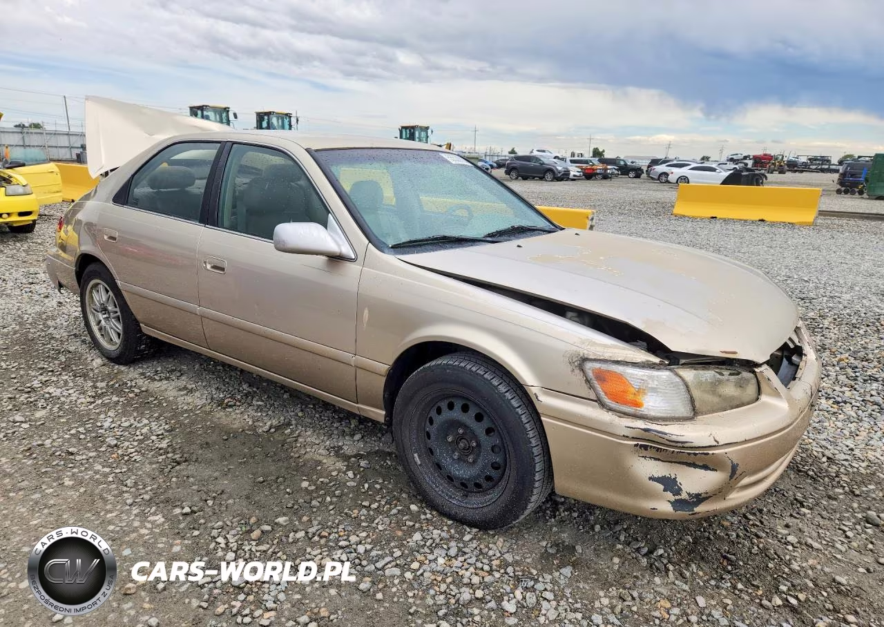 2000 Toyota Camry 4D 2Wd VIN:JT2BG22K8Y0522569 - 4