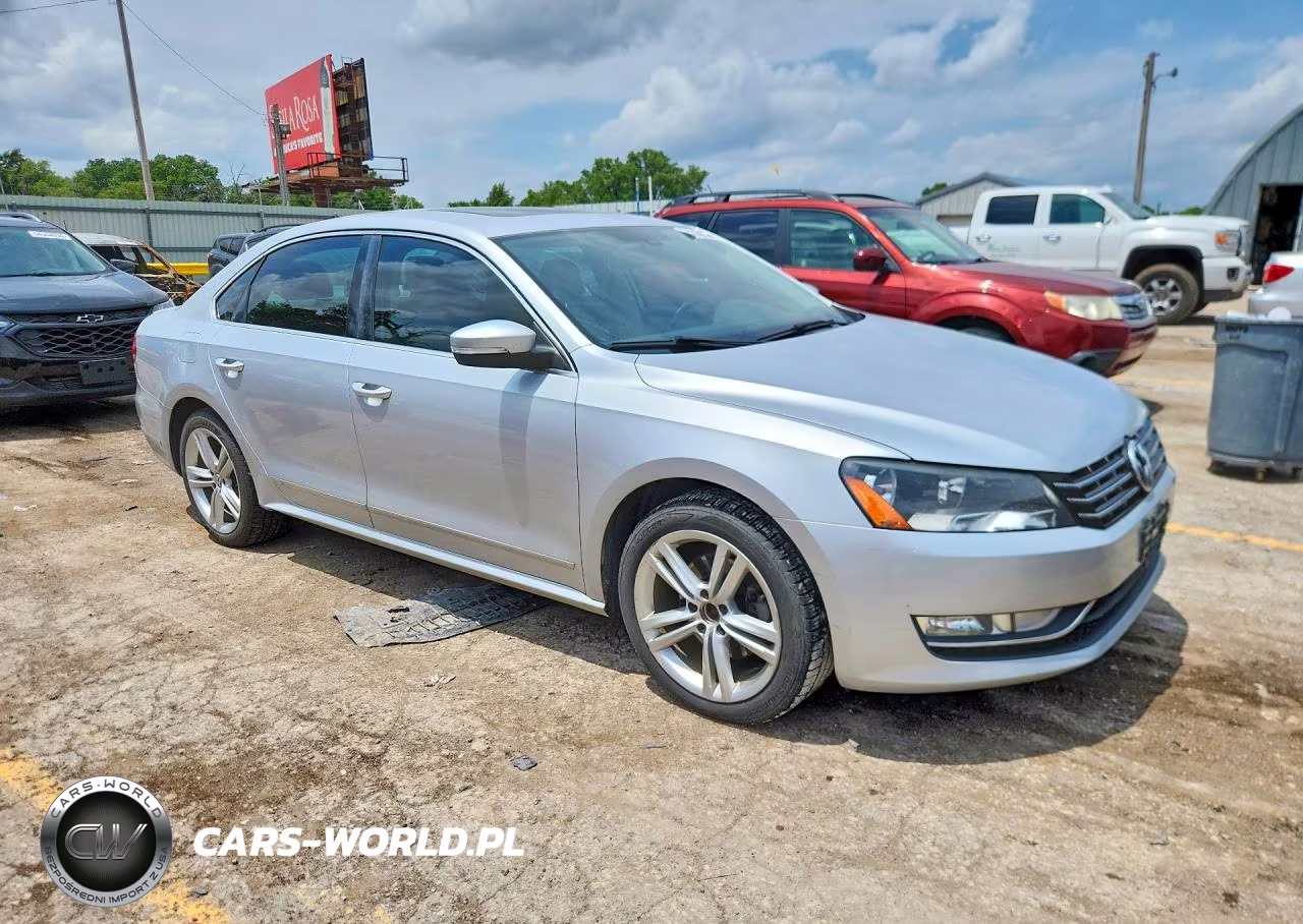 2013 Volkswagen Passat Se VIN:1VWBN7A34DC014092 - 4