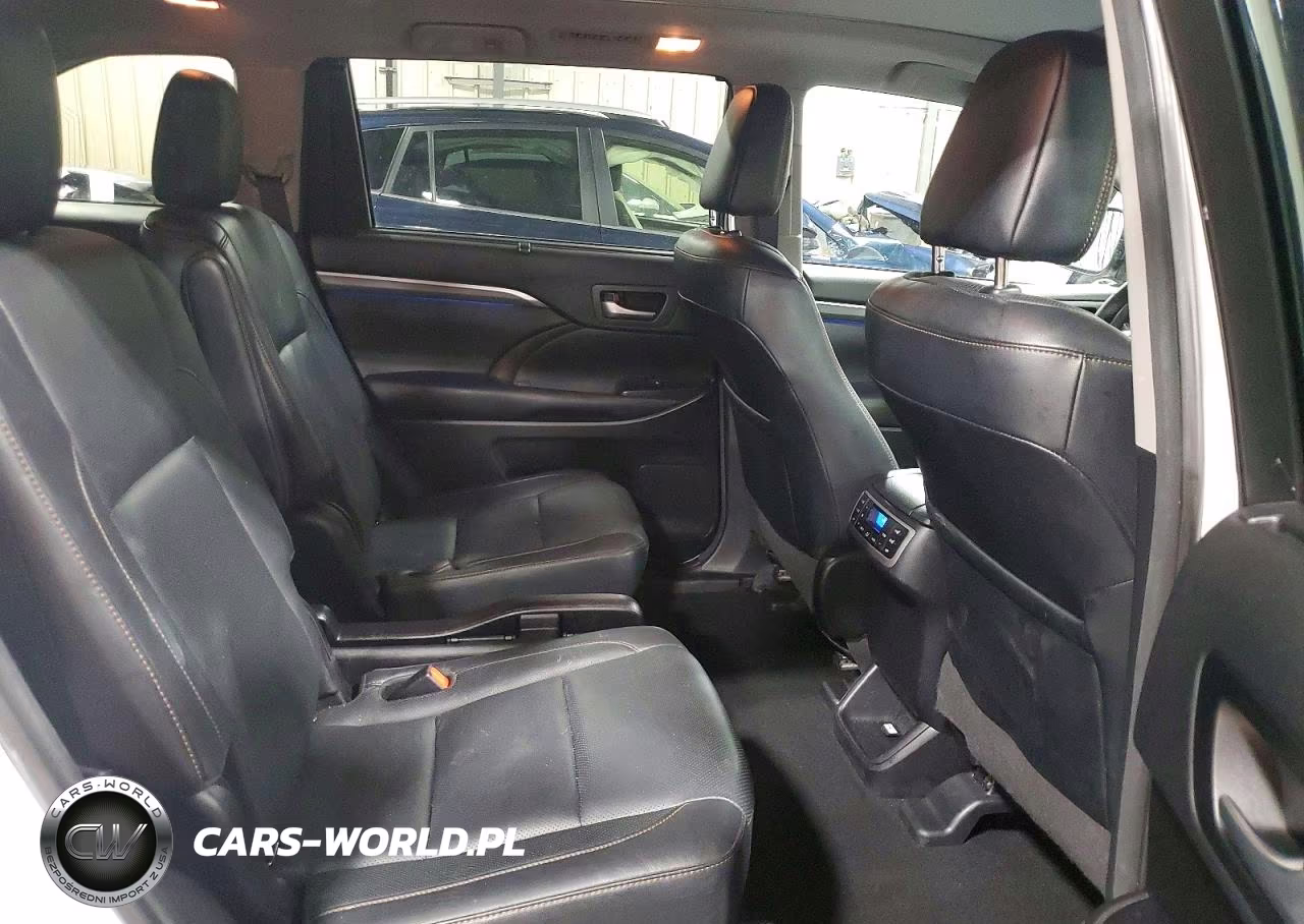 2018 Toyota Highlander Limited Platinum VIN:5TDDZRFH9JS831715 - 10
