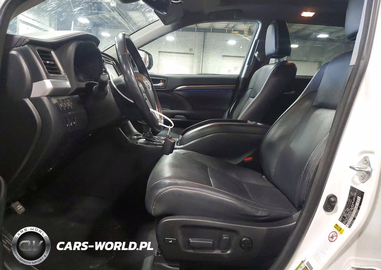 2018 Toyota Highlander Limited Platinum VIN:5TDDZRFH9JS831715 - 7