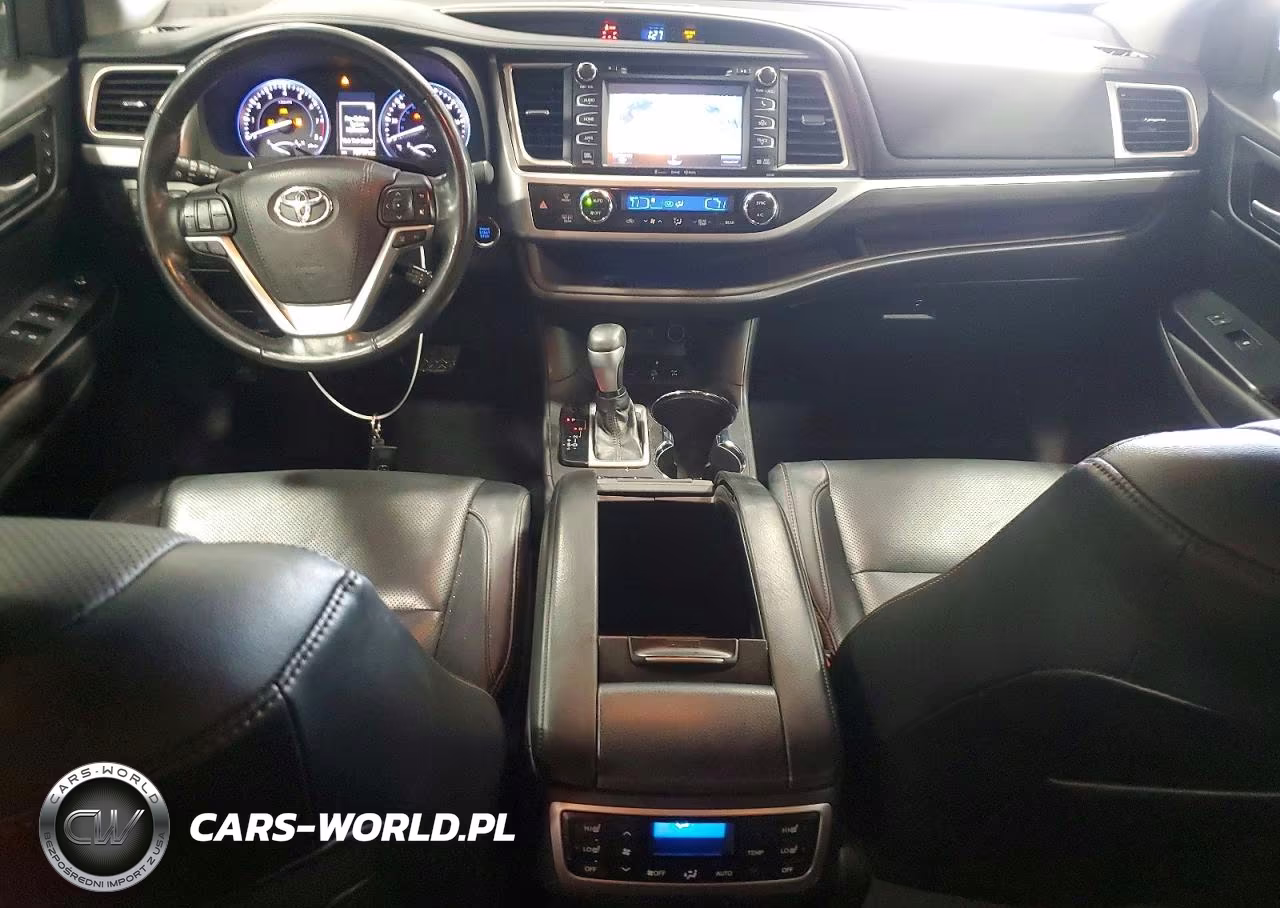 2018 Toyota Highlander Limited Platinum VIN:5TDDZRFH9JS831715 - 8