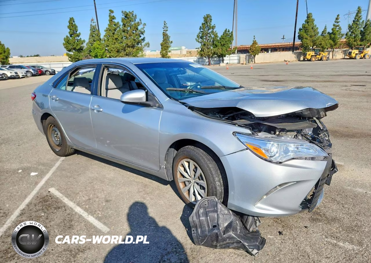 2017 Toyota Camry Le VIN:4T1BF1FK4HU290961 - 4