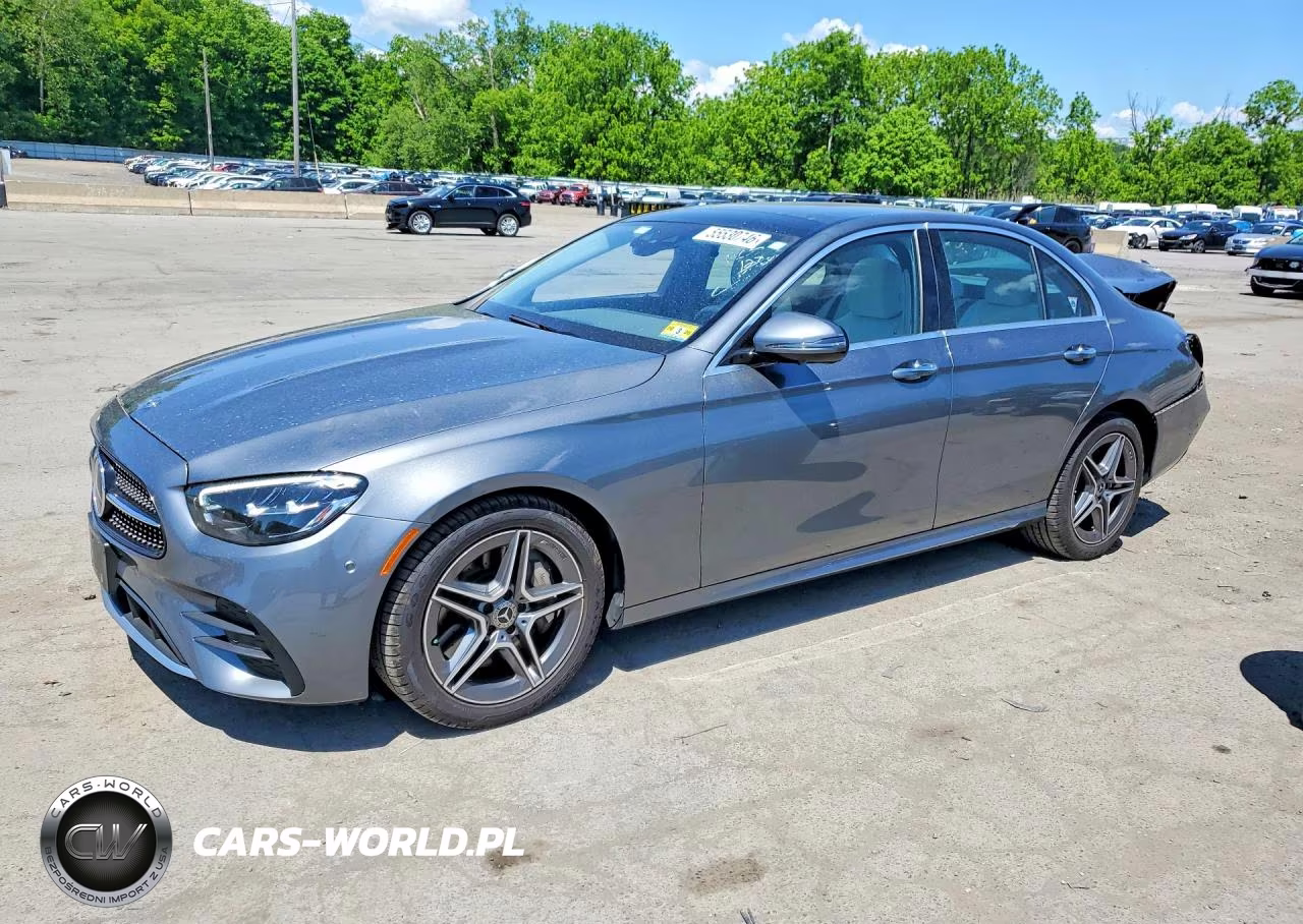 2021 Mercedes-Benz E 350 4Matic – zdjęcie 1 z 12