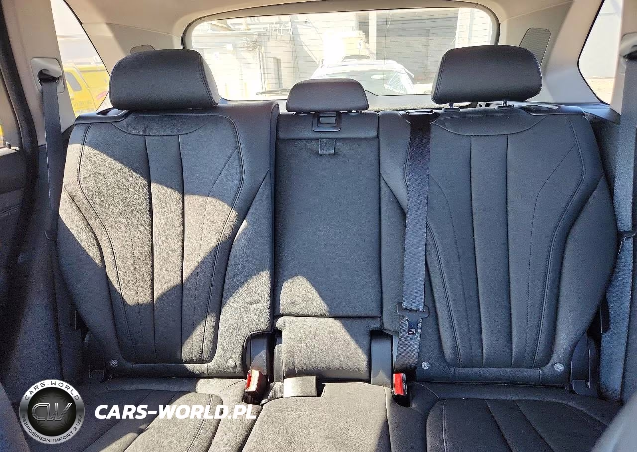 2016 BMW X5 xDrive35I VIN:5UXKR0C54G0P33246 - 10