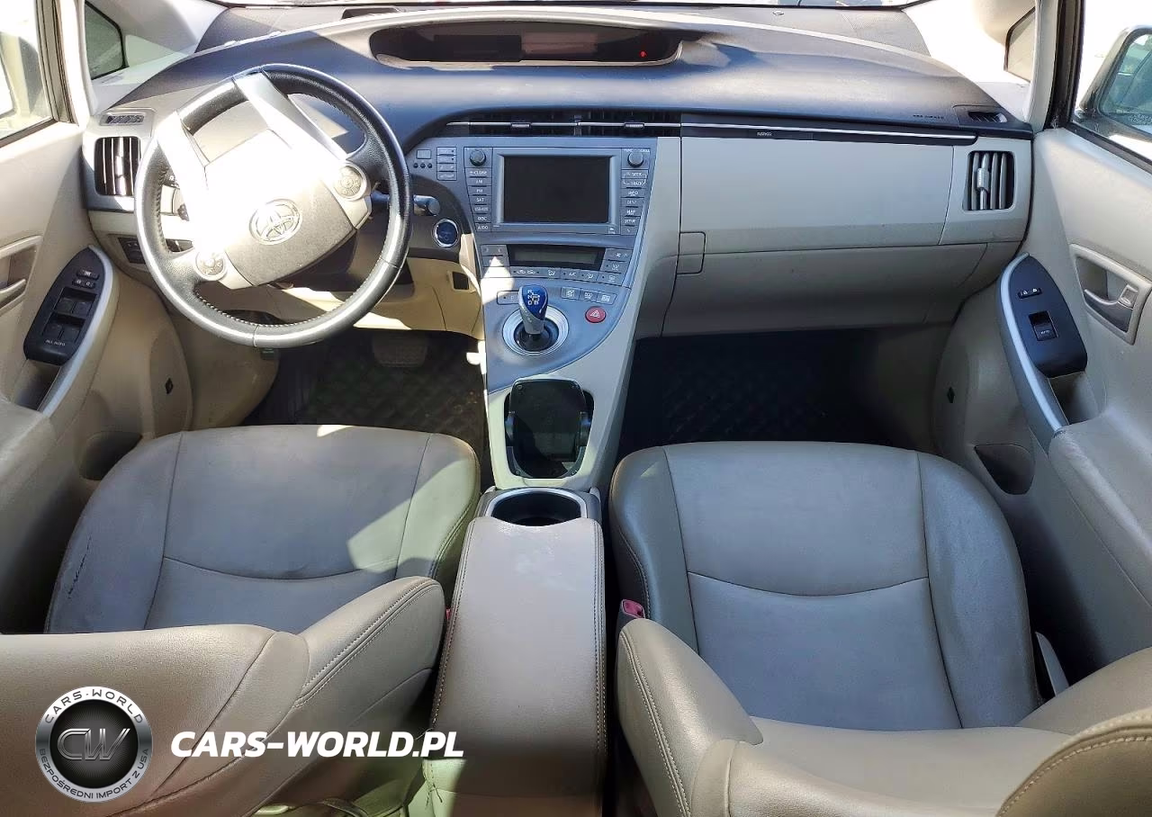 2012 Toyota Prius Four VIN:JTDKN3DU3C1487251 - 8
