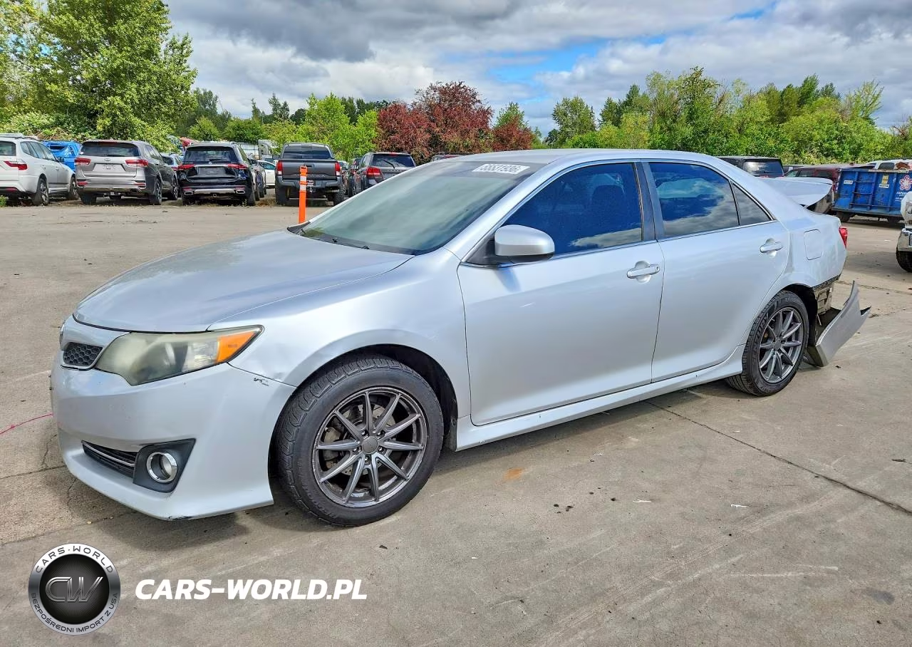 2013 Toyt Camry