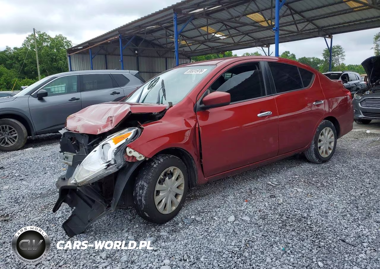 2018 Nissan Versa Sv – zdjęcie 1 z 12