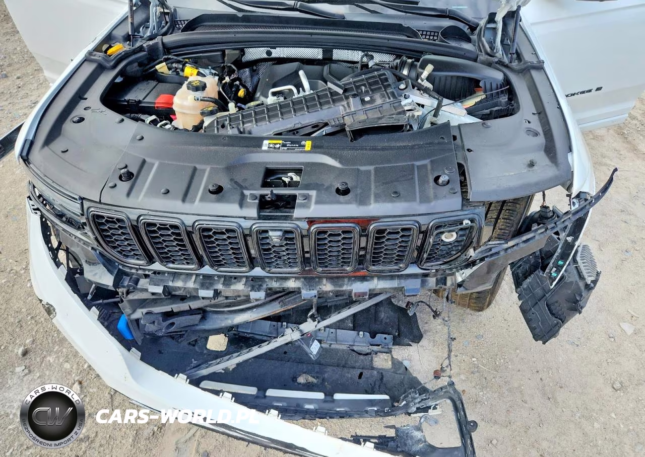 2022 Jeep Grand Cherokee Overland 4Xe VIN:1C4RJYD6XN8761435 - 12