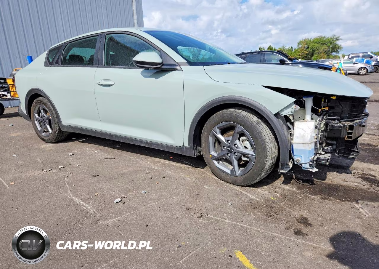 2025 Kia K4 Lxs VIN:3KPFT4DE6SE099836 - 4