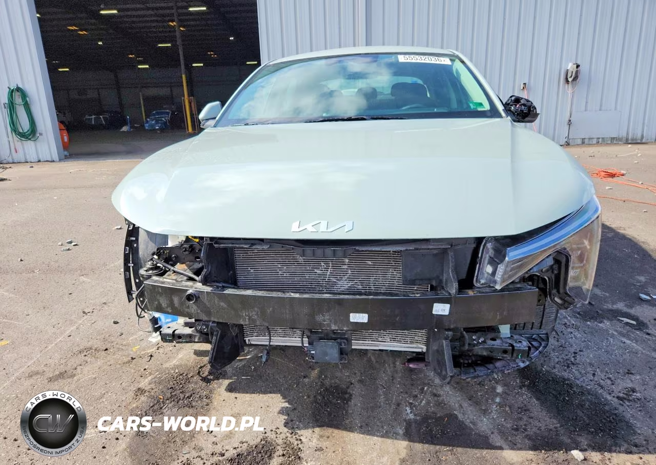 2025 Kia K4 Lxs VIN:3KPFT4DE6SE099836 - 5