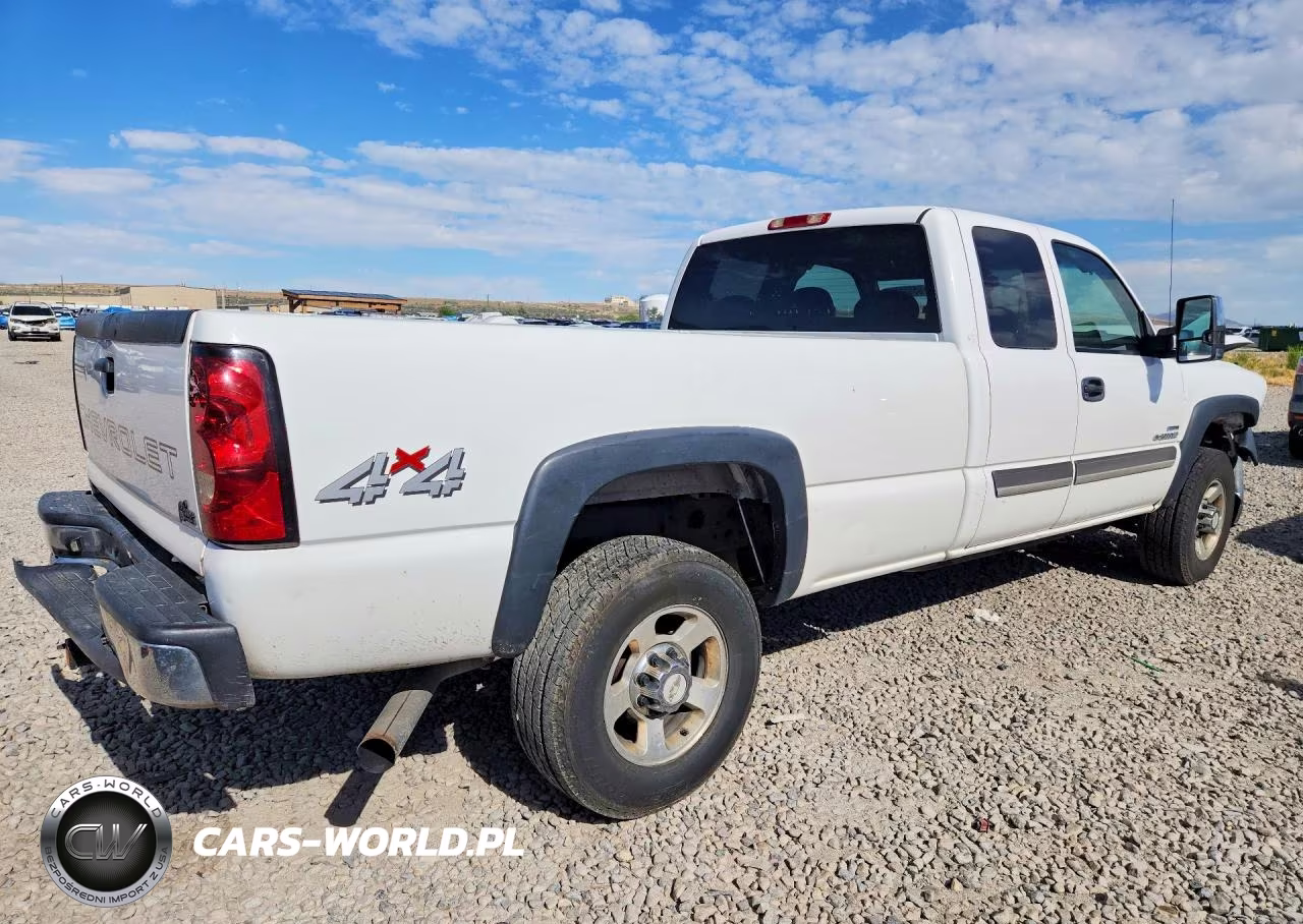 2007 Chevrolet Silverado Lt VIN:1GCHK29D57E181947 - 3