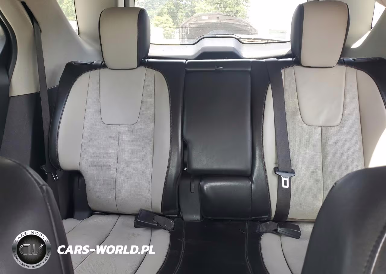 2017 Chevrolet Equinox Premier VIN:2GNALDEK3H6124223 - 10