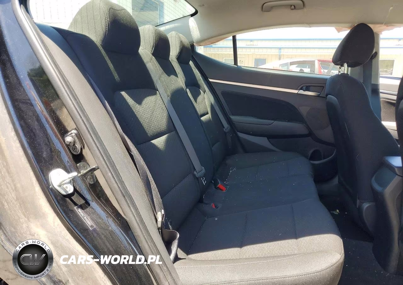 2019 Hyundai Elantra Sel VIN:5NPD84LF7KH456665 - 10
