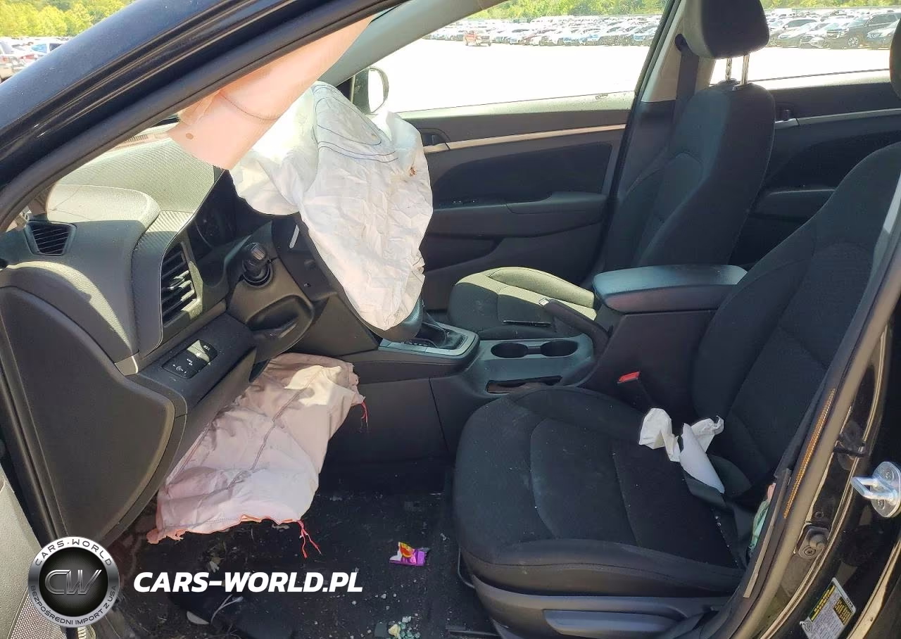 2019 Hyundai Elantra Sel VIN:5NPD84LF7KH456665 - 7