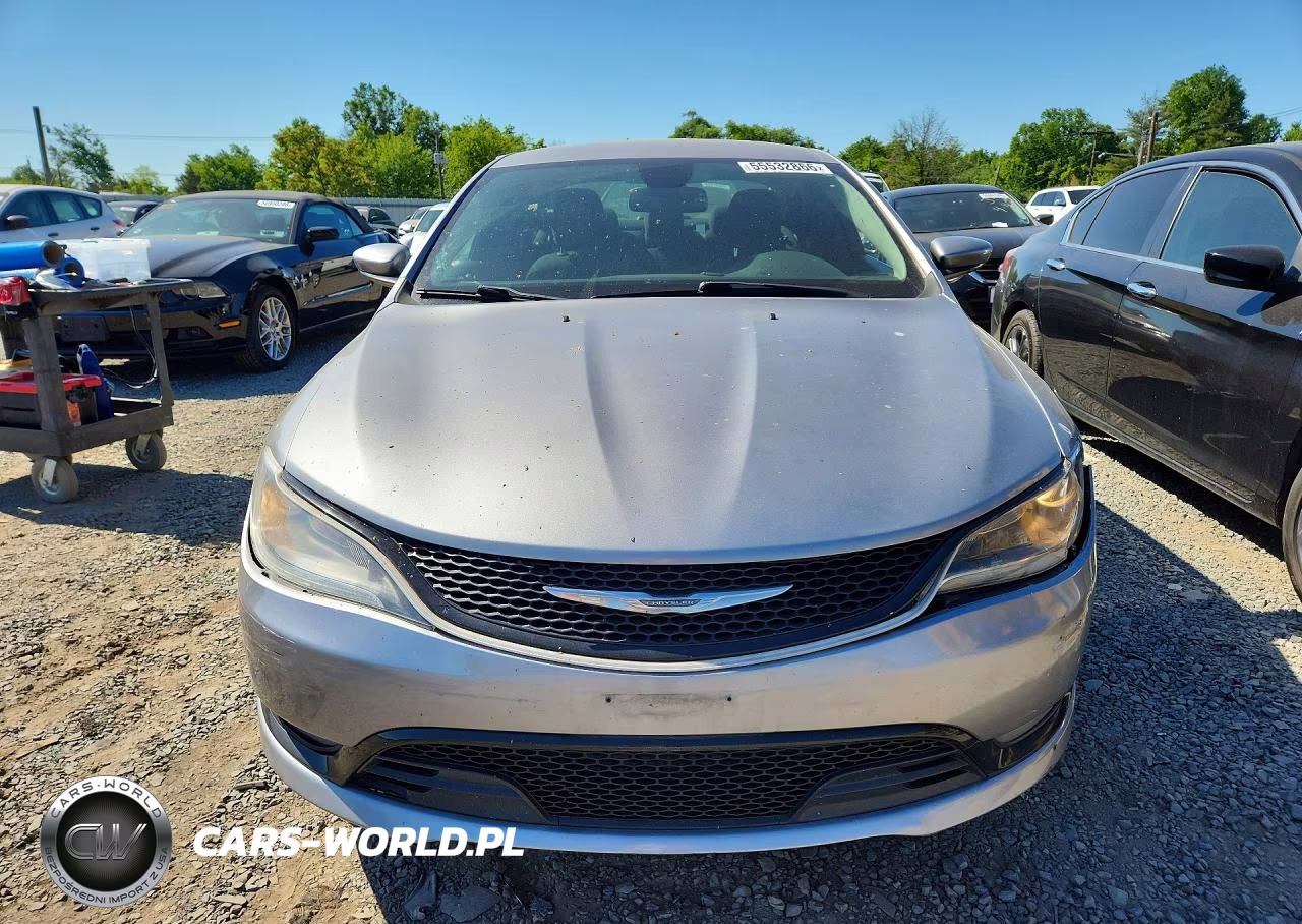 2016 Chrysler 200 Limited VIN:1C3CCCAB1GN154529 - 5