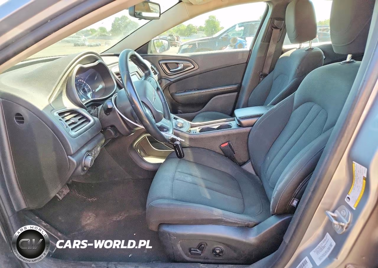 2016 Chrysler 200 Limited VIN:1C3CCCAB1GN154529 - 7