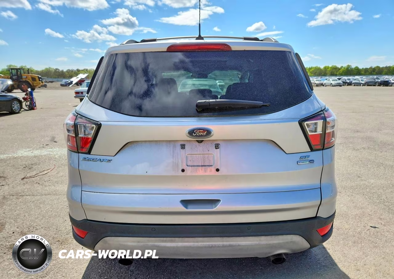 2017 Ford Escape Se VIN:1FMCU9GD6HUE61637 - 6
