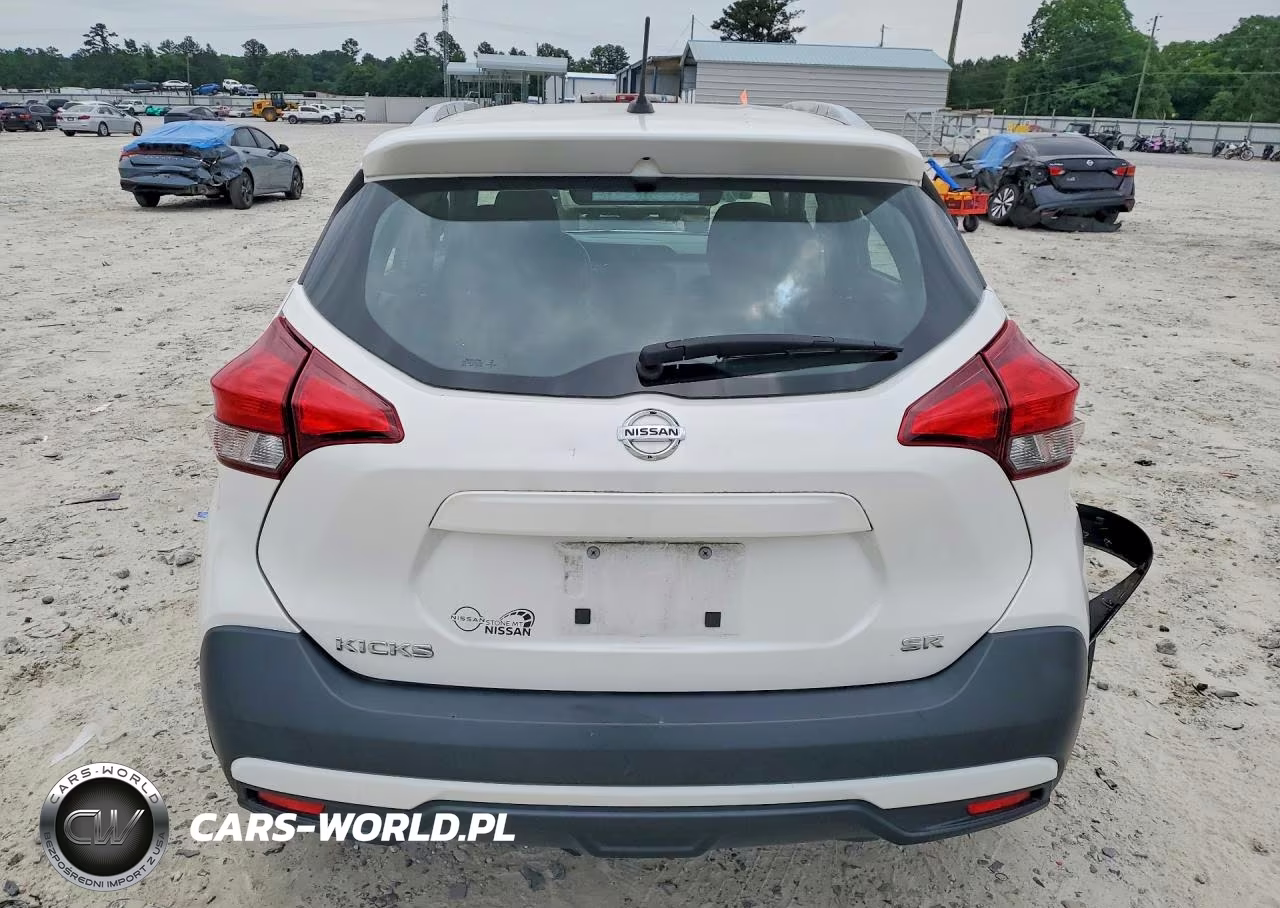 2018 Nissan Kicks Sr VIN:3N1CP5CU1JL538945 - 6