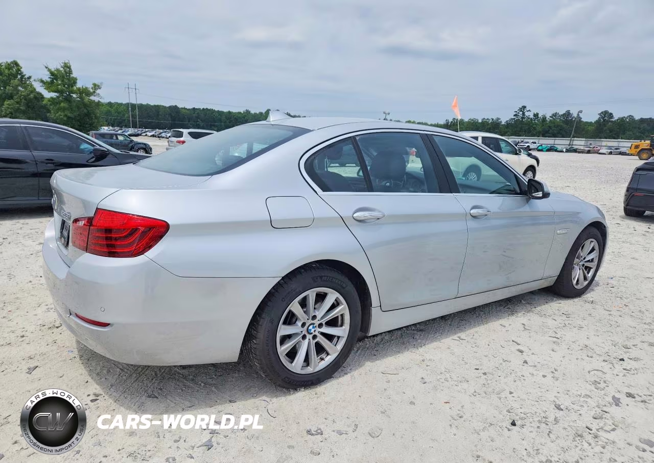 2016 BMW 528 Xi VIN:WBA5A7C51GG150975 - 3