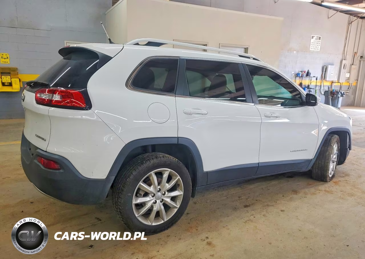 2015 Jeep Cherokee Limited VIN:1C4PJLDB3FW766772 - 3