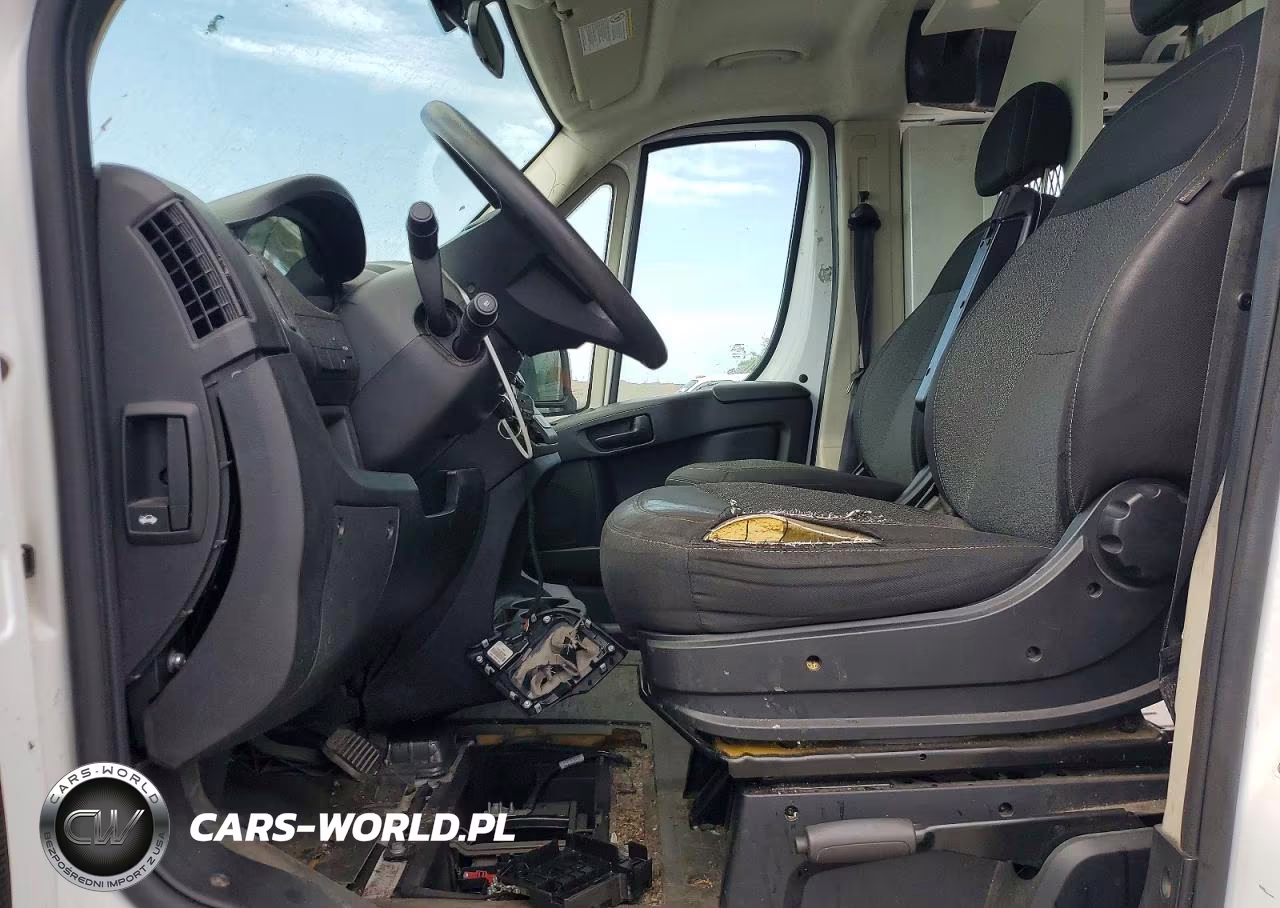 2018 Ram Promaster 1500 Delivery Van VIN:3C6TRVNGXJE132480 - 7