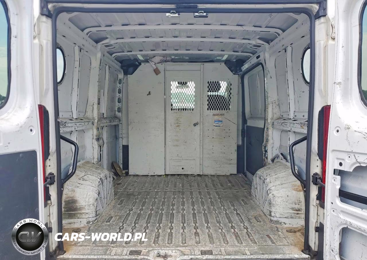 2018 Ram Promaster 1500 Delivery Van VIN:3C6TRVNGXJE132480 - 9
