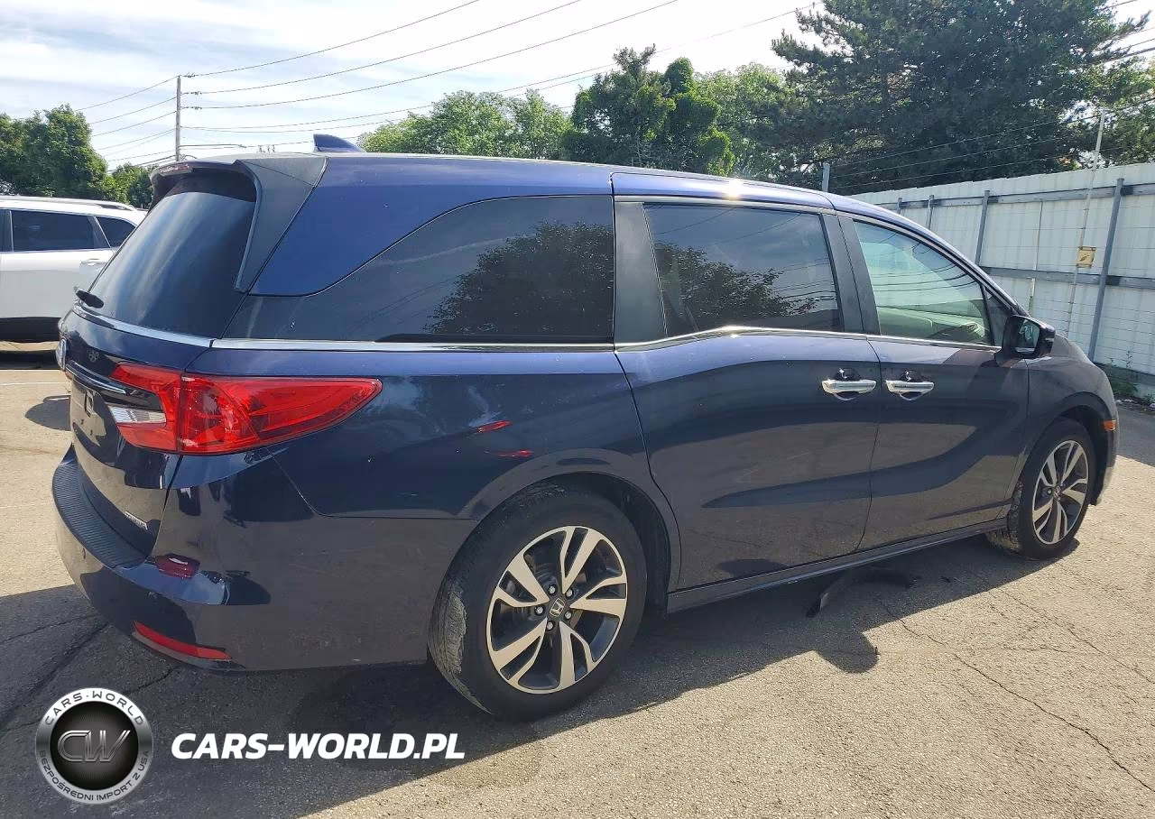 2024 Honda Odyssey Touring VIN:5FNRL6H86RB058446 - 3