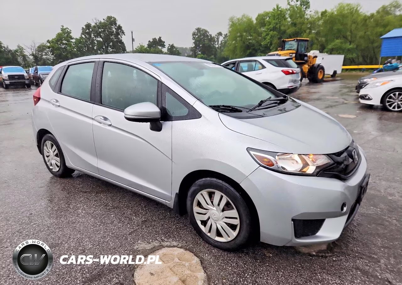 2015 Honda Fit Lx VIN:3HGGK5H52FM714659 - 4