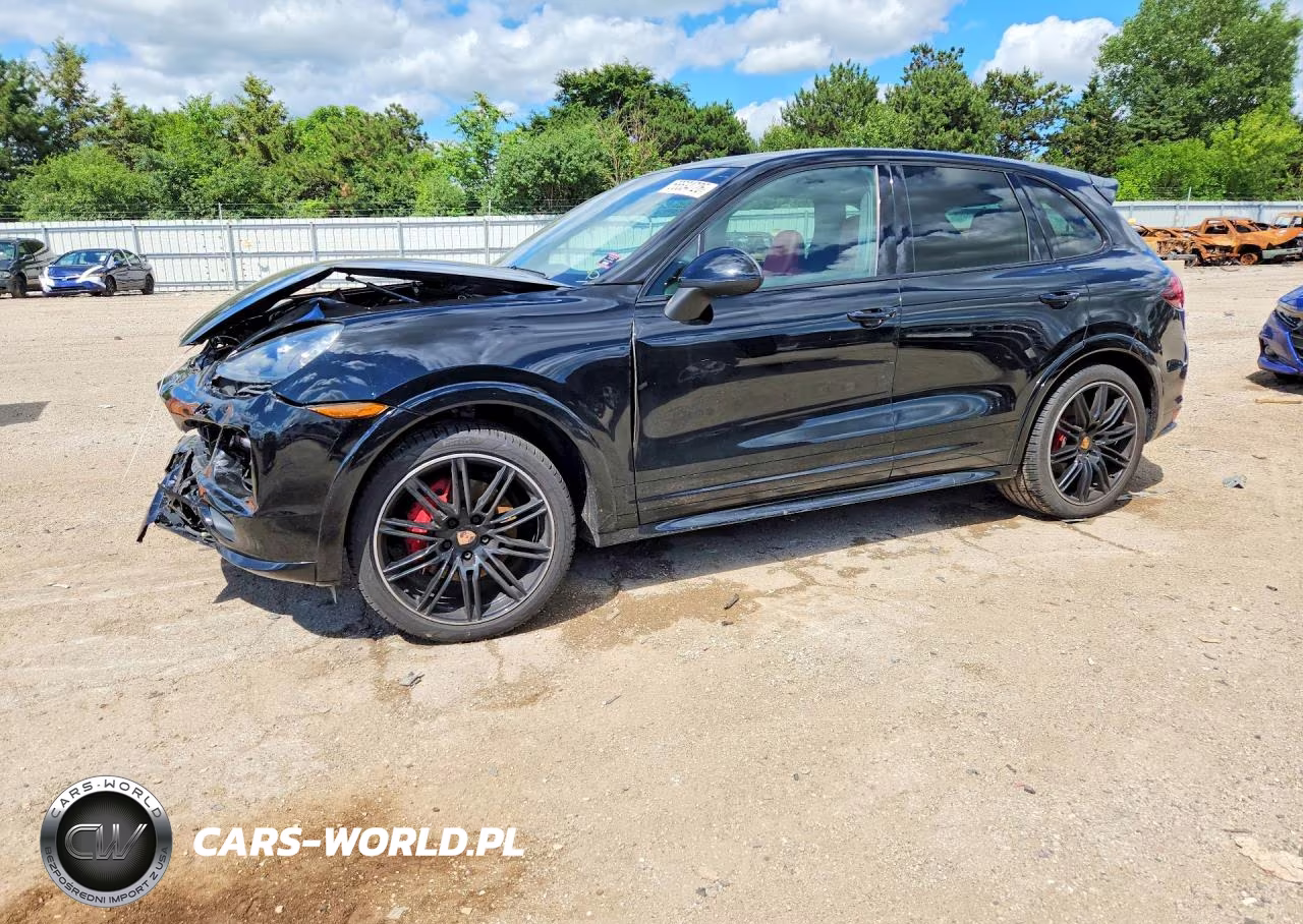 2014 Porsche Cayenne Gts