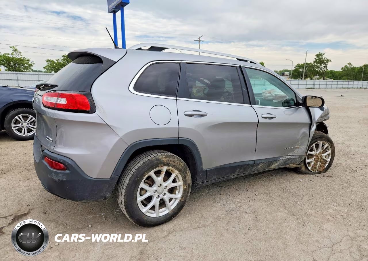 2016 Jeep Cherokee Latitude VIN:1C4PJLCB4GW308273 - 3