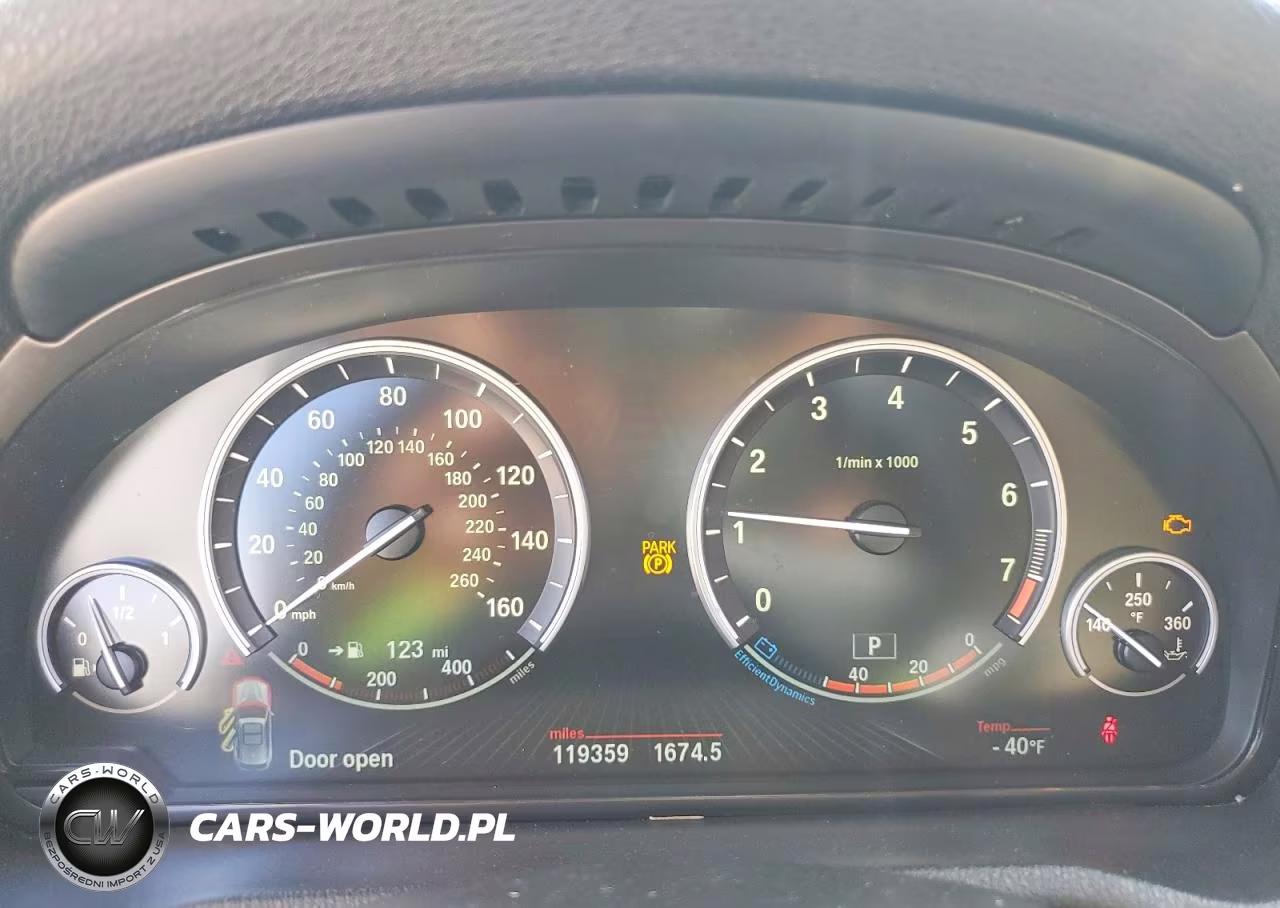 2016 BMW X3 xDrive28I VIN:5UXWX9C55G0D77596 - 9