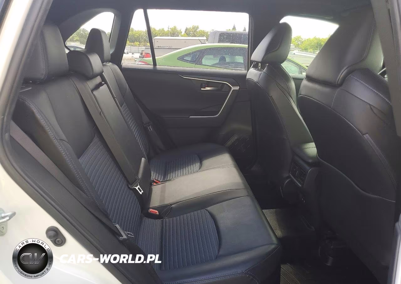 2019 Toyota Rav4 Xse VIN:JTMEWRFV9KJ023477 - 11
