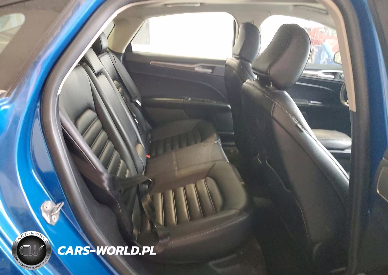 2020 Ford Fusion Sel VIN:3FA6P0CD5LR192675 - 10