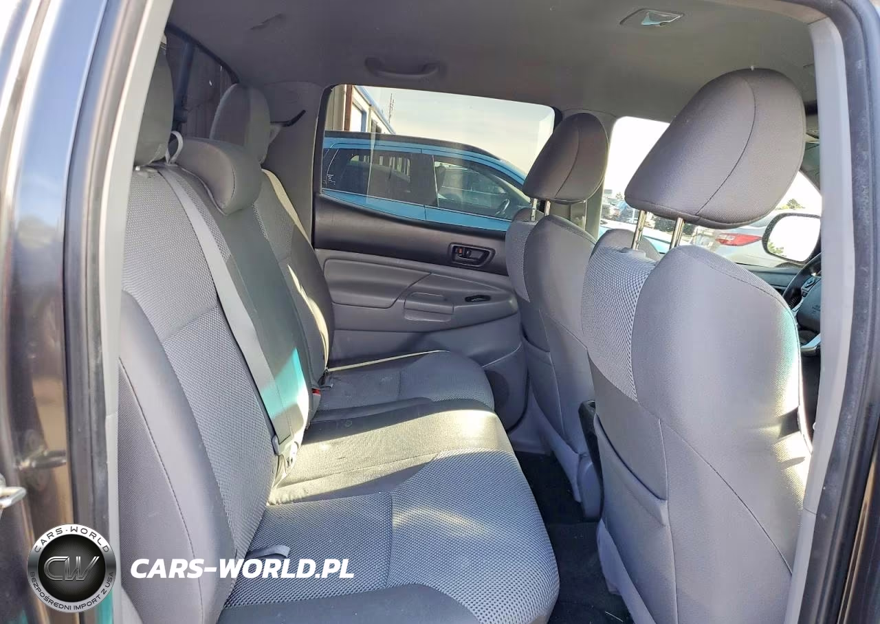 2015 Toyota Tacoma V6 VIN:3TMLU4EN6FM174870 - 10