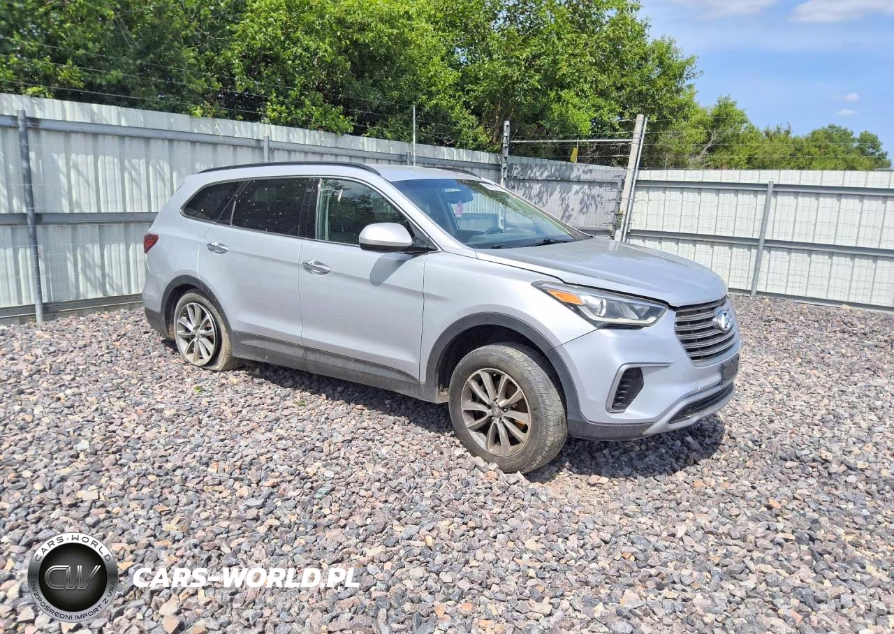 2017 Hyundai Santa Fe Se VIN:KM8SM4HF0HU195451 - 4